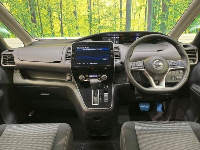 NISSAN