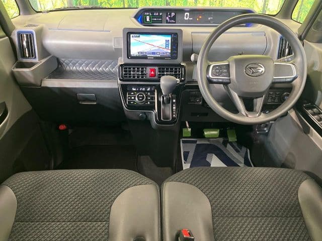 Car thumbnail 2