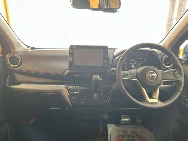 NISSAN
