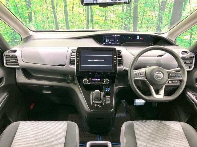 NISSAN