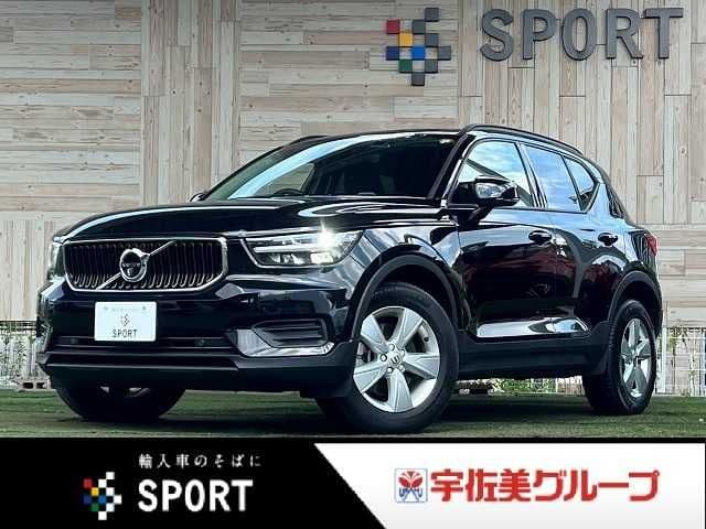 VOLVO VOLVO XC40