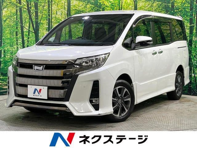 TOYOTA NOAH 4WD