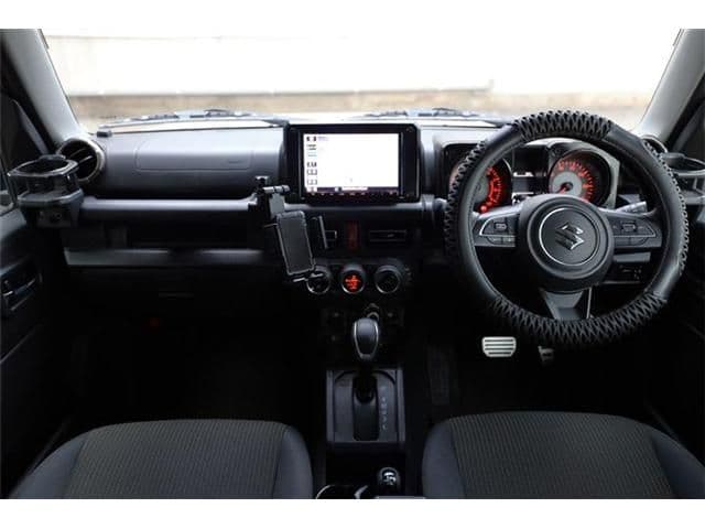 SUZUKI