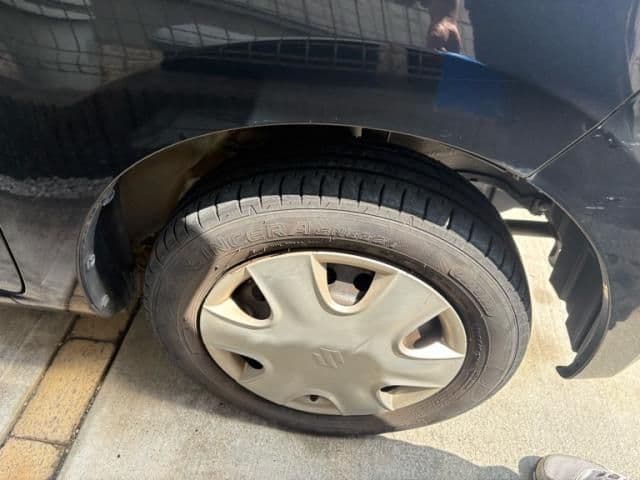 Car thumbnail 4