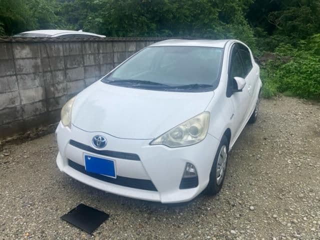 Car image 1
