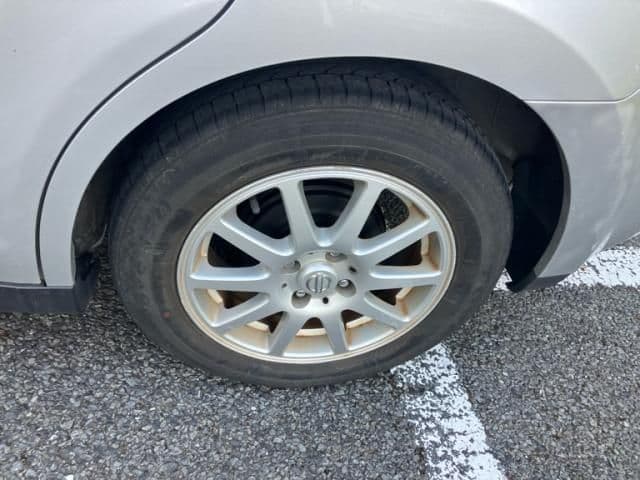 Car thumbnail 4
