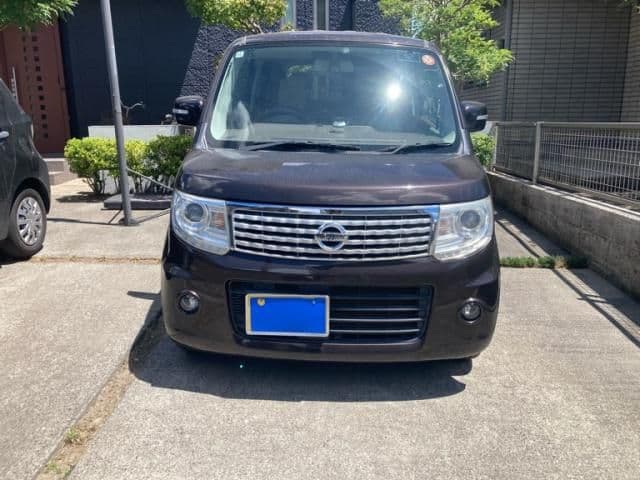 NISSAN