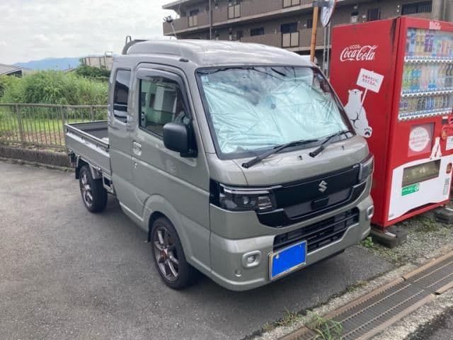 SUZUKI