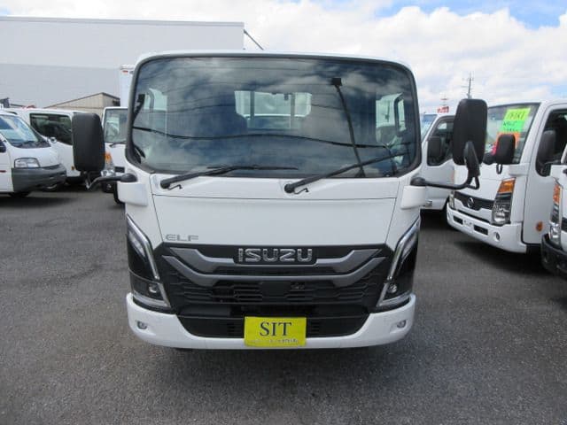 ISUZU
