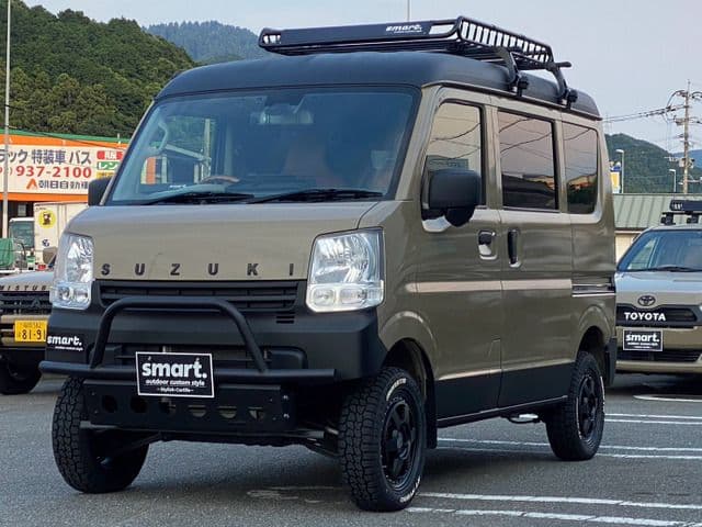 SUZUKI