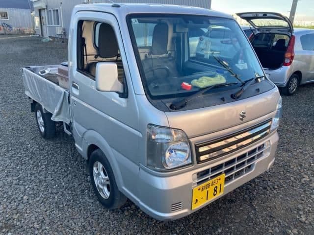 SUZUKI