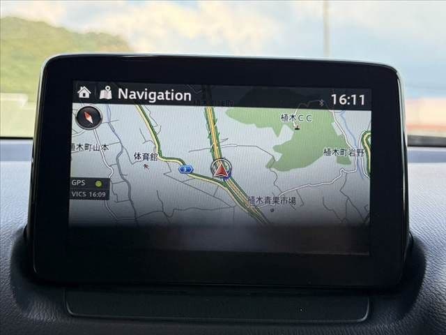 Car thumbnail 4