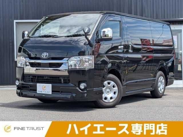 TOYOTA HIACE van 2WD