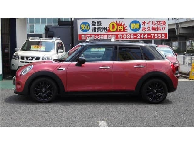 Car thumbnail 4