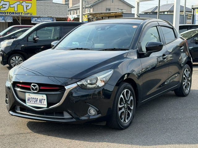 Car image 1