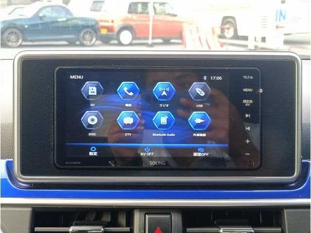 Car thumbnail 4