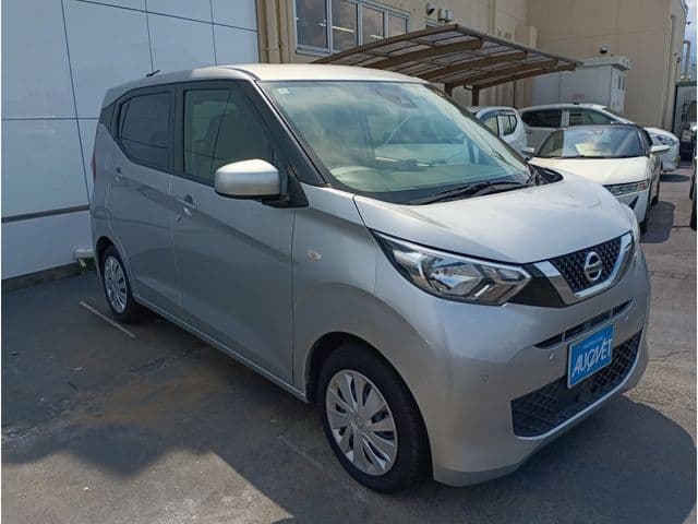 Car thumbnail 3