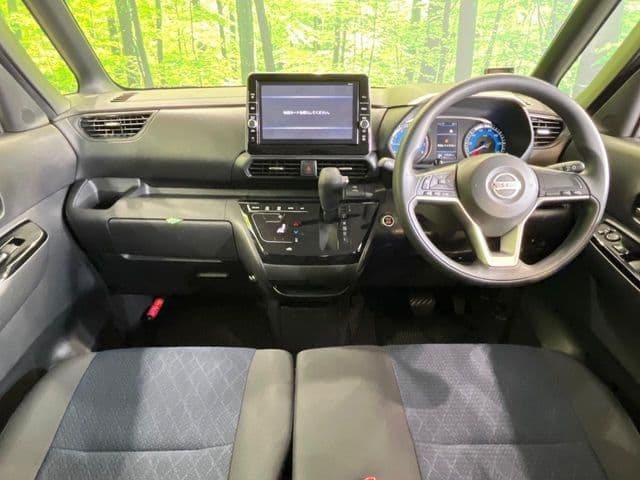 NISSAN
