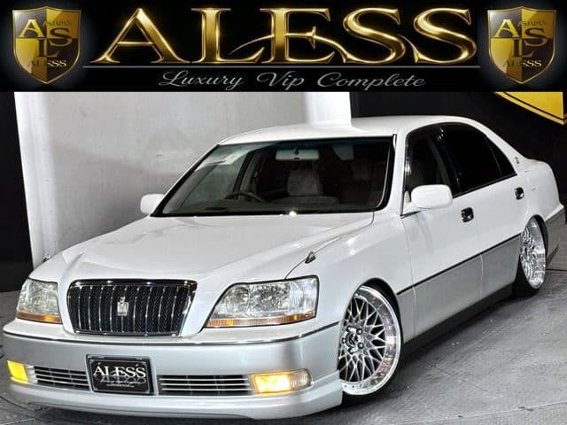 TOYOTA CROWN MAJESTA