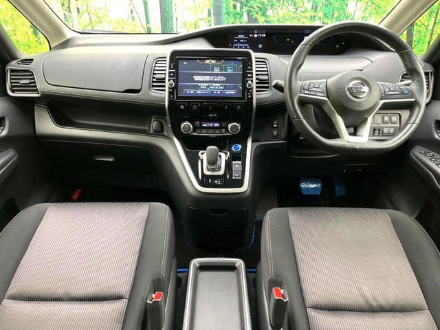 NISSAN
