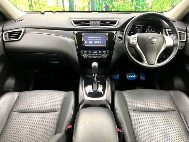 NISSAN