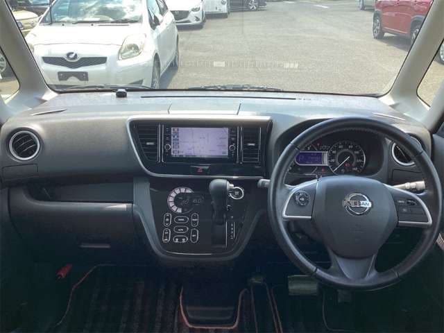 NISSAN