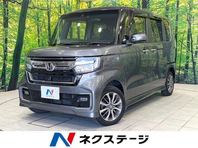 HONDA N BOX CUSTOM 4WD