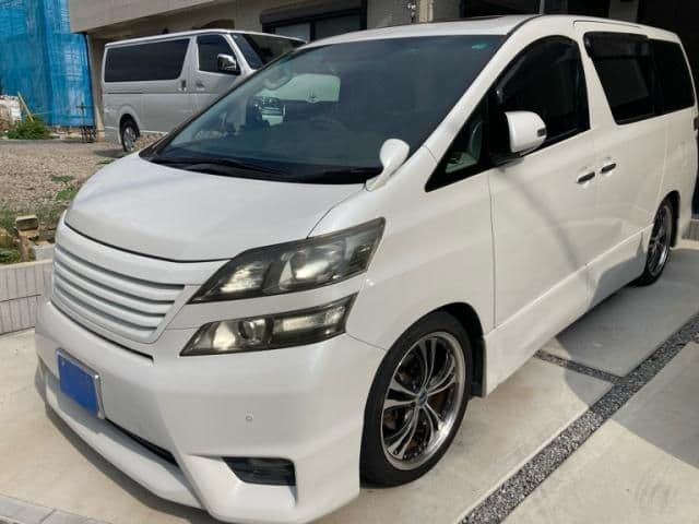 TOYOTA VELLFIRE