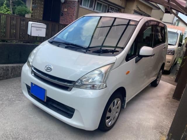 Car image 1