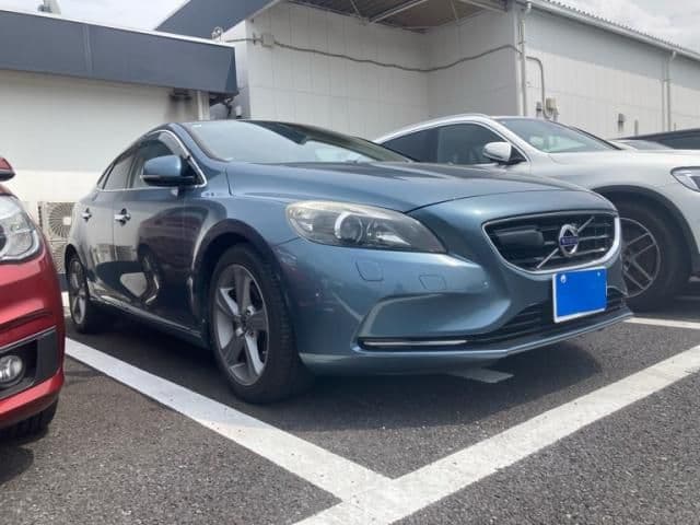 VOLVO