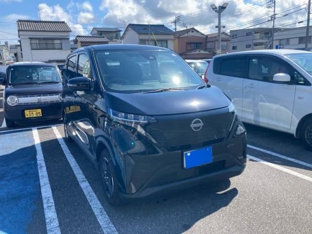 NISSAN