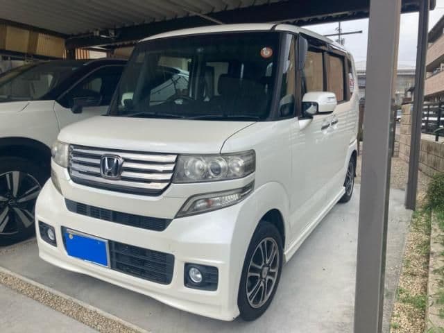 Car image 1