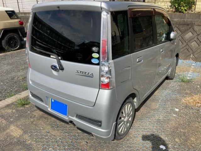 Car thumbnail 3