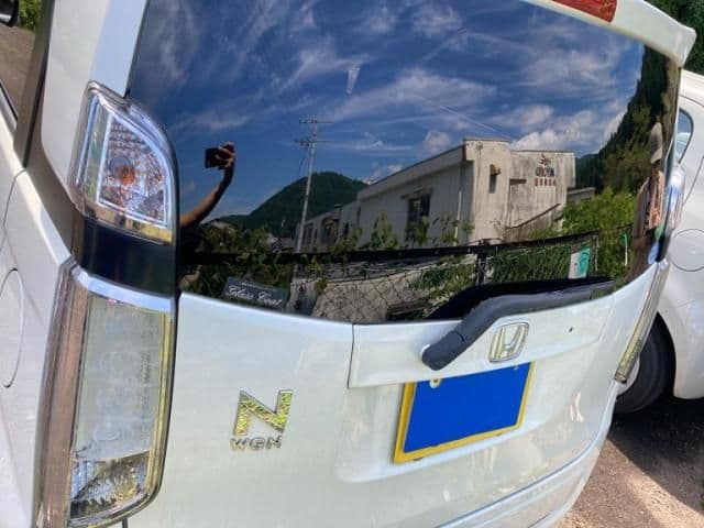 Car thumbnail 3