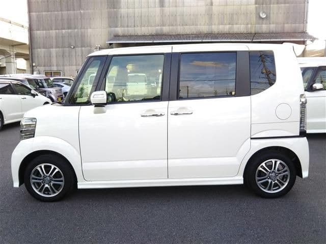 Car thumbnail 4