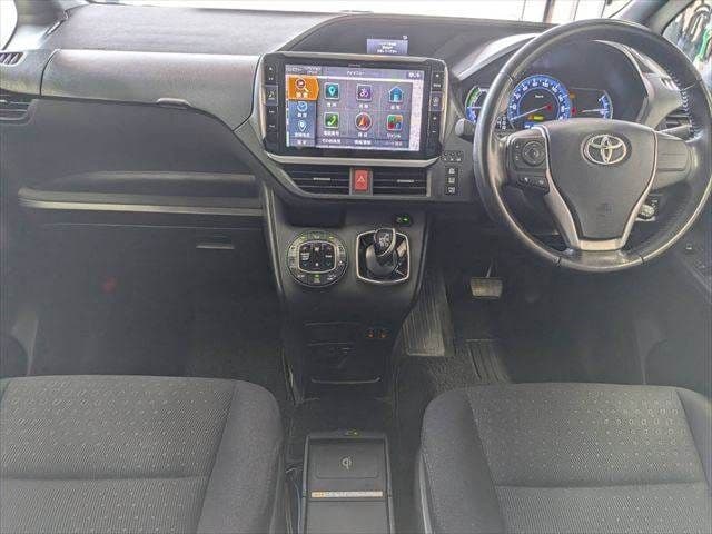 Car thumbnail 3