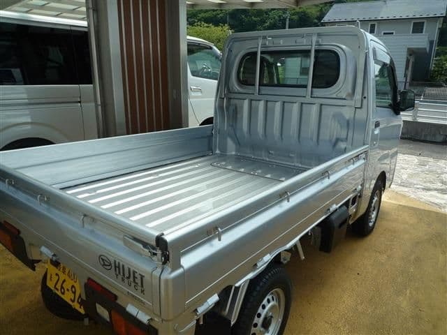 DAIHATSU