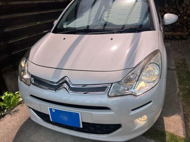 Car image 1