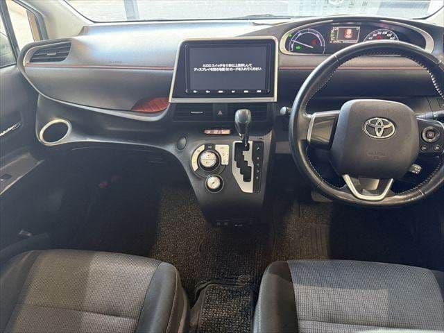 Car thumbnail 3