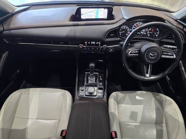 Car thumbnail 3