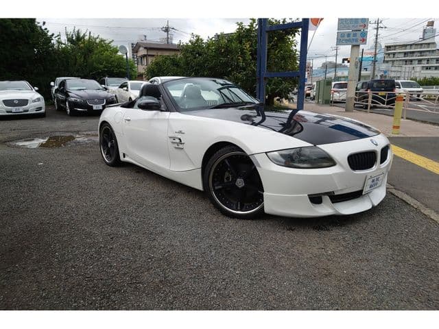 Car thumbnail 3