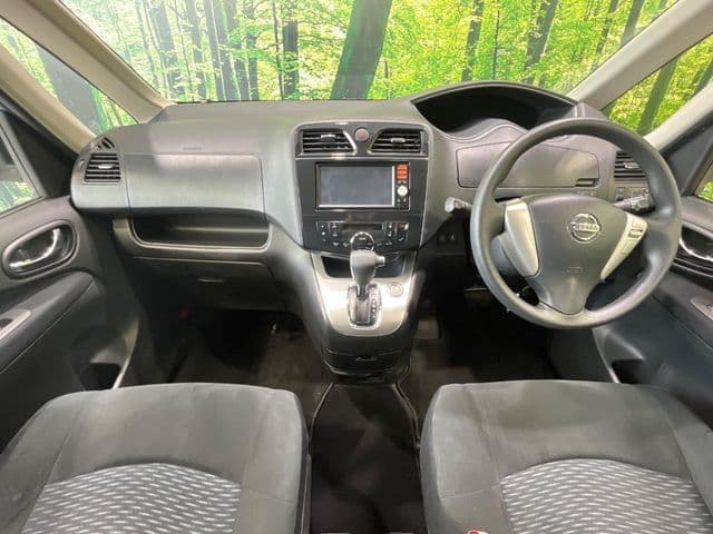 NISSAN
