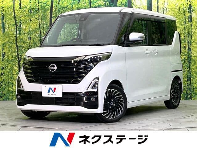 NISSAN ROOX