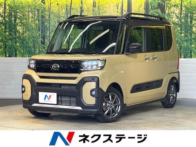 DAIHATSU TANTO FAN CROSS