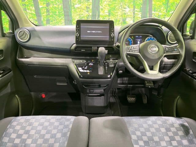 NISSAN