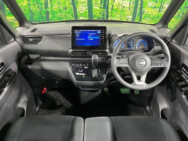 NISSAN