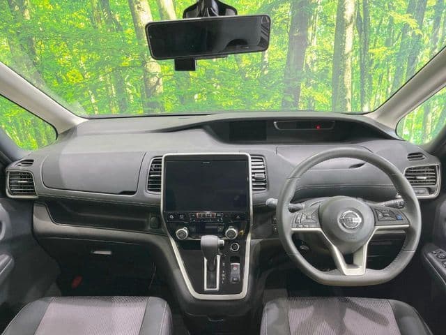 NISSAN