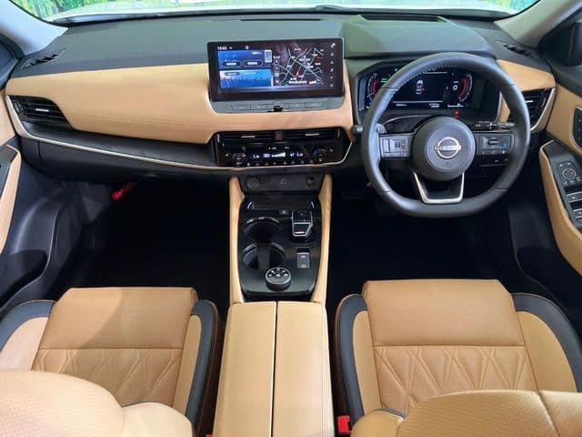 NISSAN