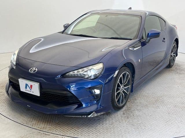 Car thumbnail 3