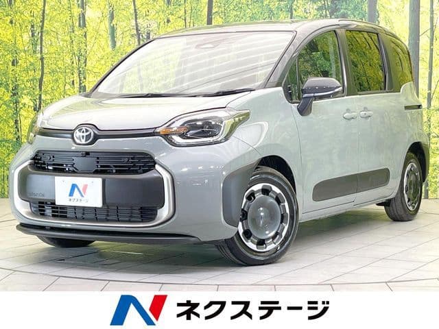 TOYOTA SIENTA HYBRID